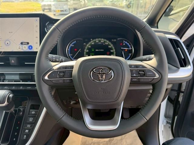 TOYOTA VOXY HYBRID 2026 Image 31