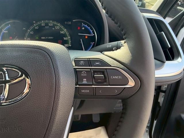 TOYOTA VOXY HYBRID 2026 Image 31