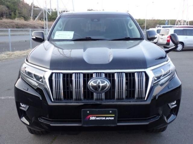 TOYOTA LANDCRUISER PRADO 2019 Image 31