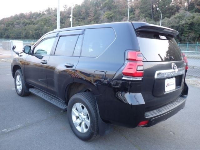 TOYOTA LANDCRUISER PRADO 2019 Image 31