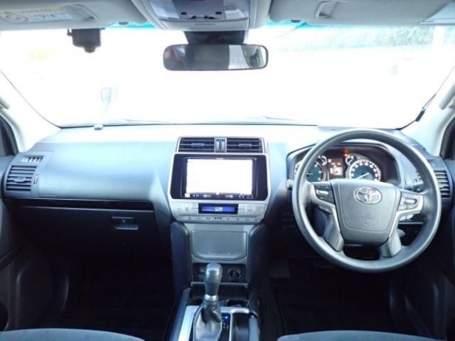 TOYOTA LANDCRUISER PRADO 2019 Image 31