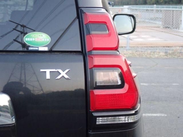 TOYOTA LANDCRUISER PRADO 2019 Image 31