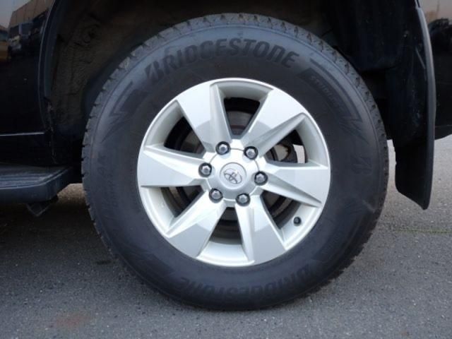 TOYOTA LANDCRUISER PRADO 2019 Image 31