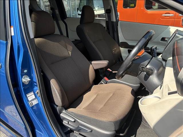 TOYOTA SIENTA HYBRID 2016 Image 31