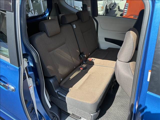 TOYOTA SIENTA HYBRID 2016 Image 31