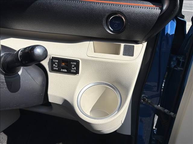 TOYOTA SIENTA HYBRID 2016 Image 31