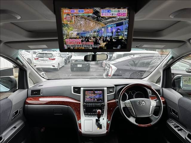 TOYOTA VELLFIRE 2010 Image 31