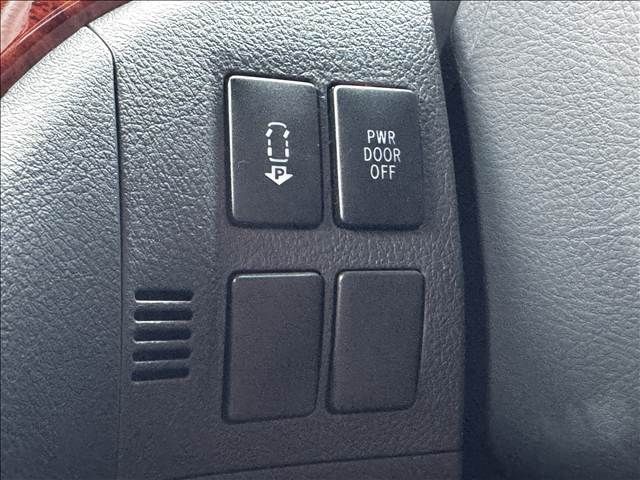 TOYOTA VELLFIRE 2010 Image 31