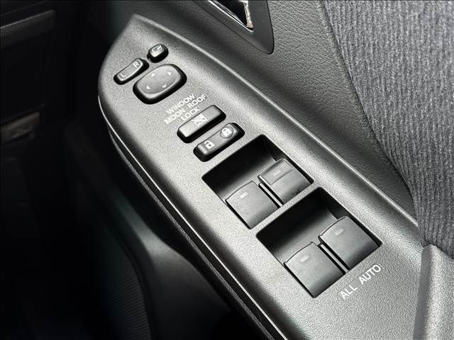 TOYOTA VELLFIRE 2010 Image 31