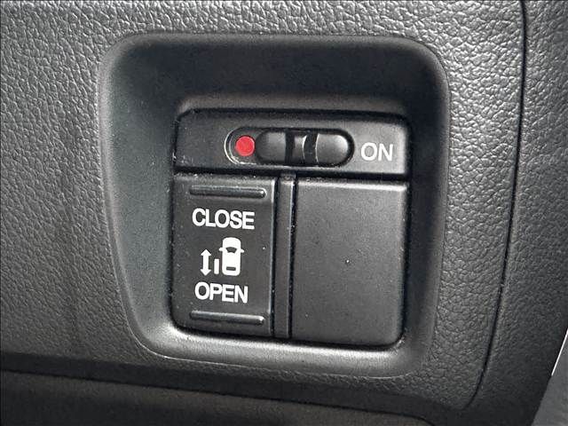 HONDA N BOX CUSTOM 2014 Image 31