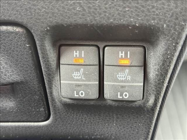 TOYOTA NOAH 2017 Image 31