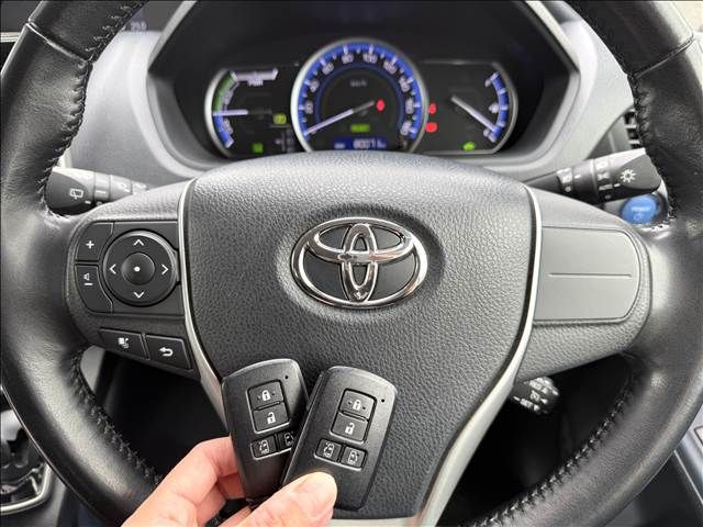 TOYOTA NOAH 2017 Image 31