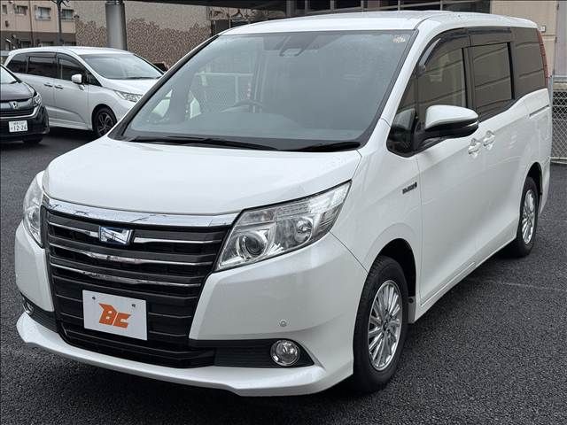 TOYOTA NOAH 2017 Image 31