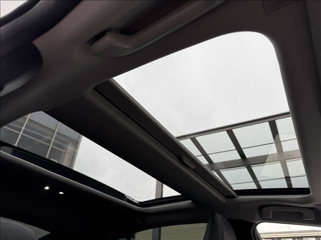 TOYOTA PRIUS 4WD 2024 Image 31