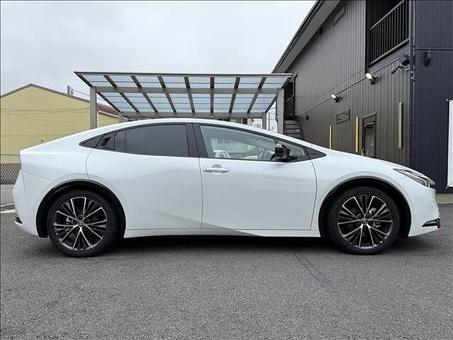 TOYOTA PRIUS 4WD 2024 Image 31