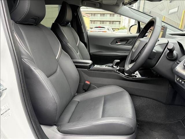 TOYOTA PRIUS 4WD 2024 Image 31