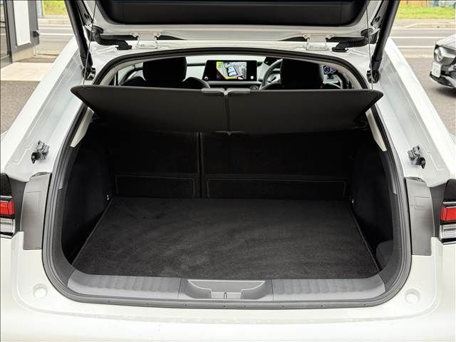 TOYOTA PRIUS 4WD 2024 Image 31