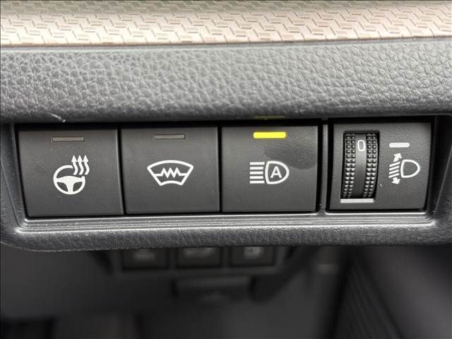 TOYOTA PRIUS 4WD 2024 Image 31