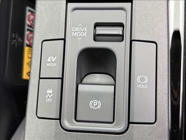 TOYOTA PRIUS 4WD 2024 Image 31