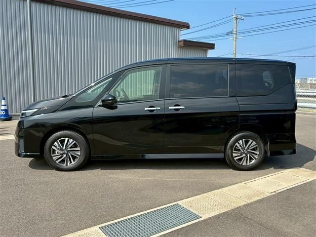 NISSAN SERENA  WG 2024 Image 31
