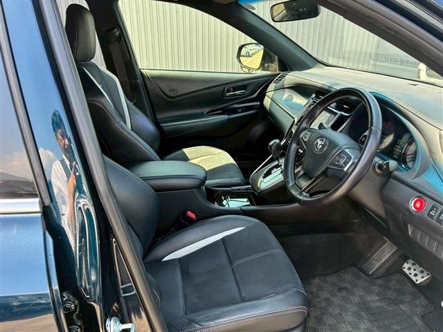 TOYOTA HARRIER 2WD 2017 Image 31