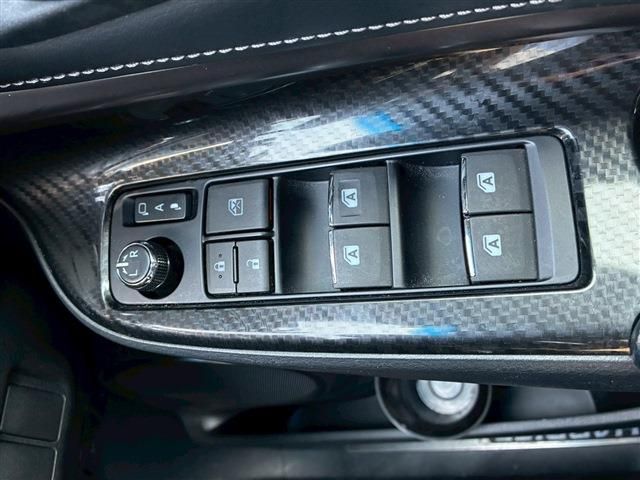 TOYOTA HARRIER 2WD 2017 Image 31