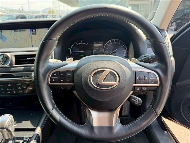 TOYOTA LEXUS GS300H 2018 Image 31