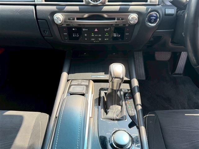 TOYOTA LEXUS GS300H 2018 Image 31