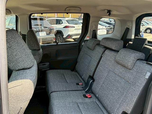 TOYOTA SIENTA HYBRID 2024 Image 31