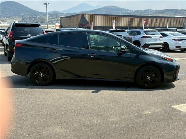 TOYOTA PRIUS 2022 Image 31