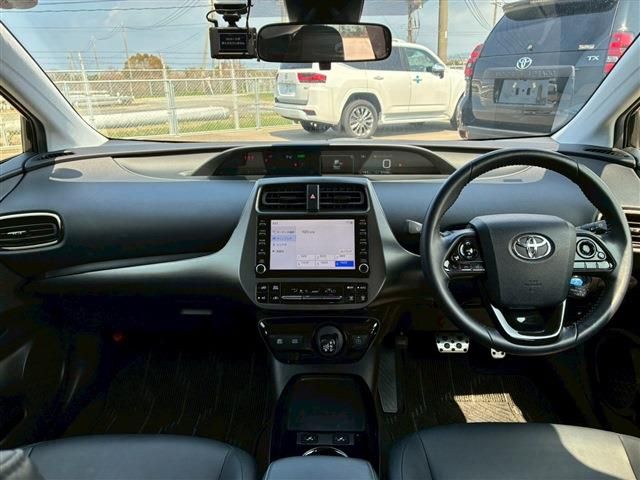 TOYOTA PRIUS 2022 Image 31