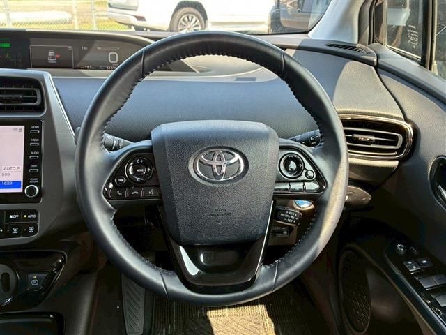 TOYOTA PRIUS 2022 Image 31