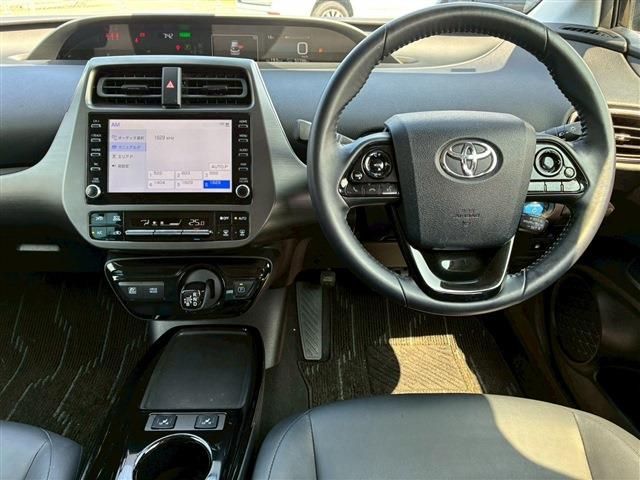 TOYOTA PRIUS 2022 Image 31