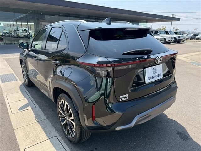 TOYOTA YARIS CROSS HYBRID 2025 Image 31