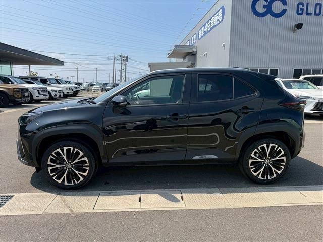 TOYOTA YARIS CROSS HYBRID 2025 Image 31