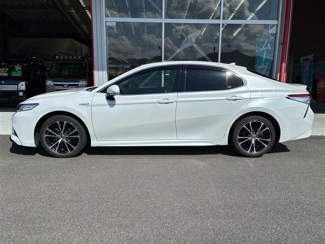 TOYOTA CAMRY HYBRID 2020 Image 31