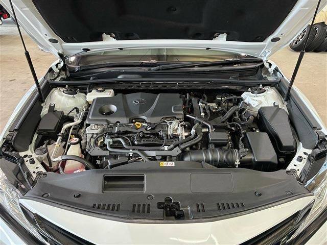 TOYOTA CAMRY HYBRID 2020 Image 31