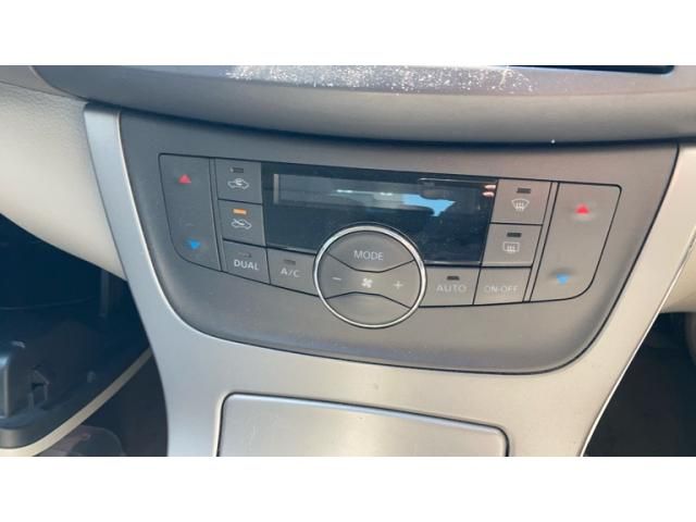 NISSAN SYLPHY 2012 Image 31