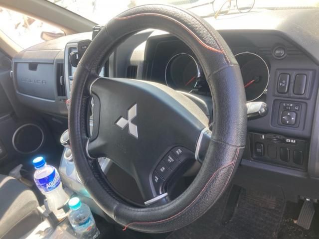 MITSUBISHI DELICA D:5 4WD 2009 Image 31