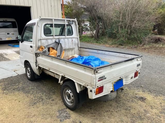 DAIHATSU HIJET TRUCK 4WD 2000 Image 31