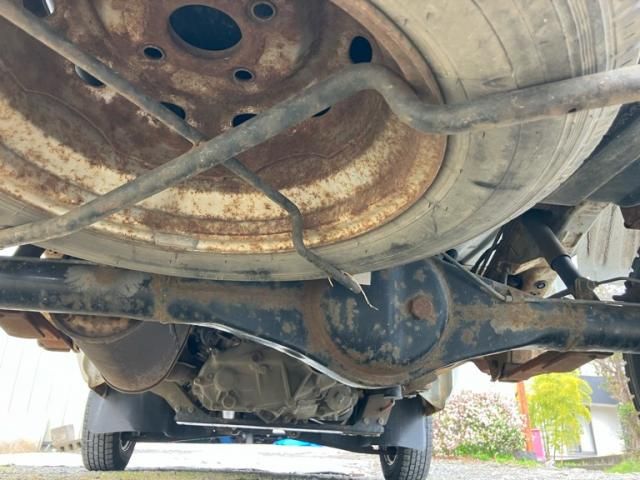 DAIHATSU HIJET TRUCK 4WD 2000 Image 31