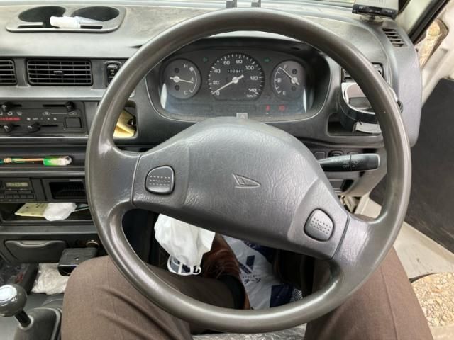 DAIHATSU HIJET TRUCK 4WD 2000 Image 31