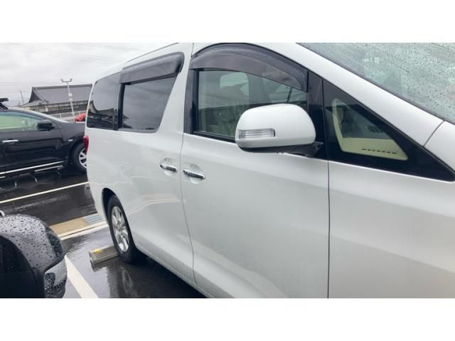 TOYOTA ALPHARD 2012 Image 31