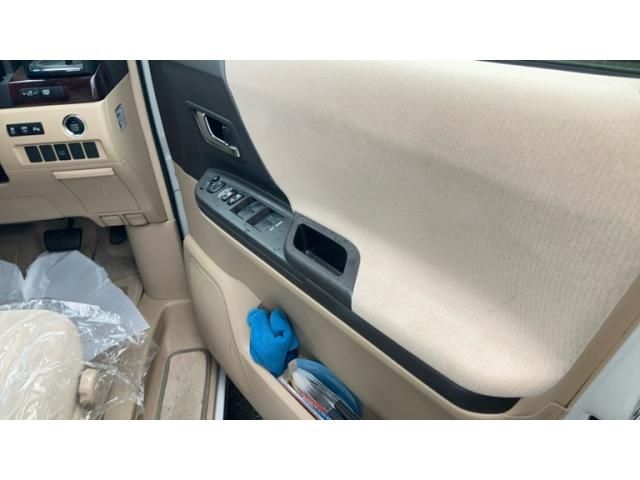 TOYOTA ALPHARD 2012 Image 31