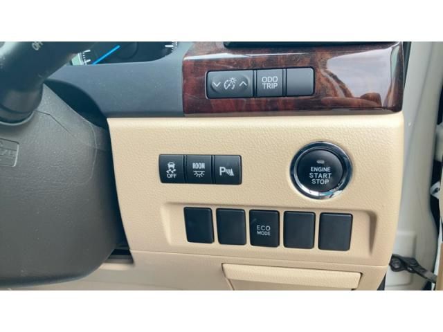 TOYOTA ALPHARD 2012 Image 31