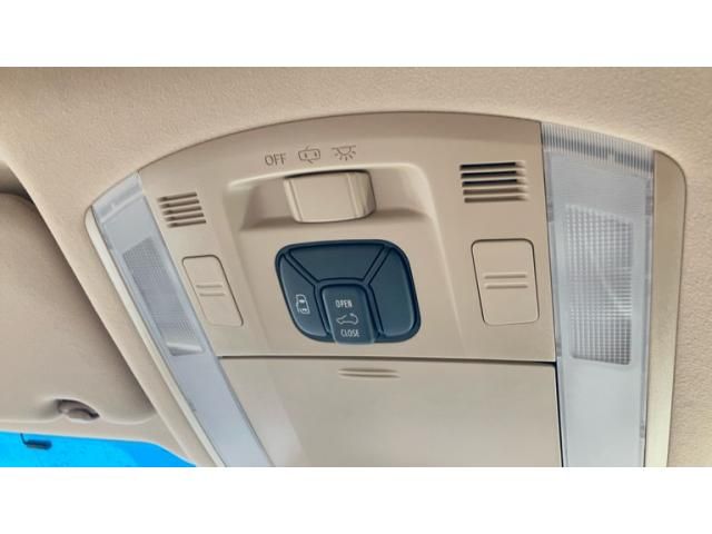 TOYOTA ALPHARD 2012 Image 31