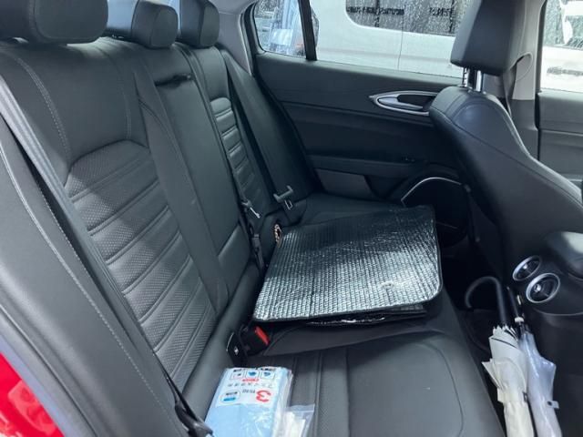 ALFAROMEO GIULIA 2021 Image 31