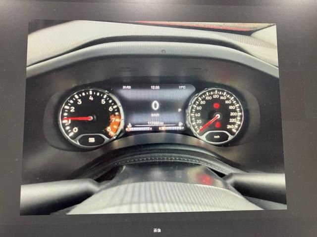 JEEP RENEGADE 2017 Image 31