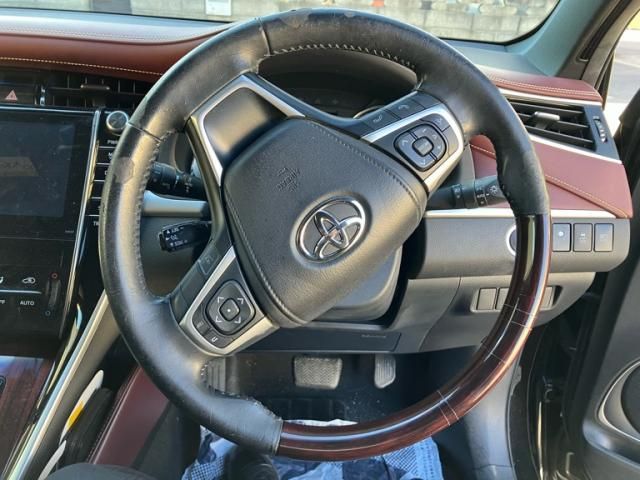 TOYOTA HARRIER 2WD 2015 Image 31