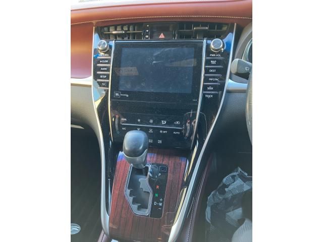 TOYOTA HARRIER 2WD 2015 Image 31